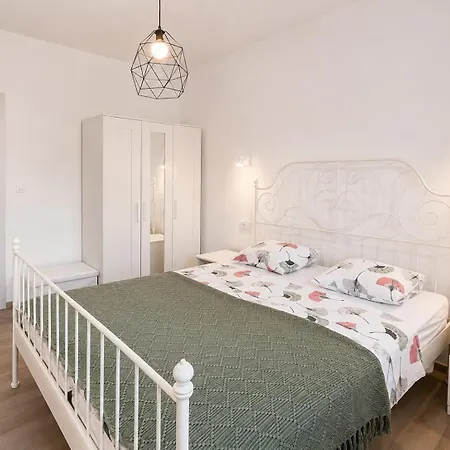 Silvija Apartament Pisak